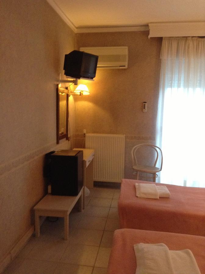 Plotini Hotel Dhidhimotikhon 객실 사진